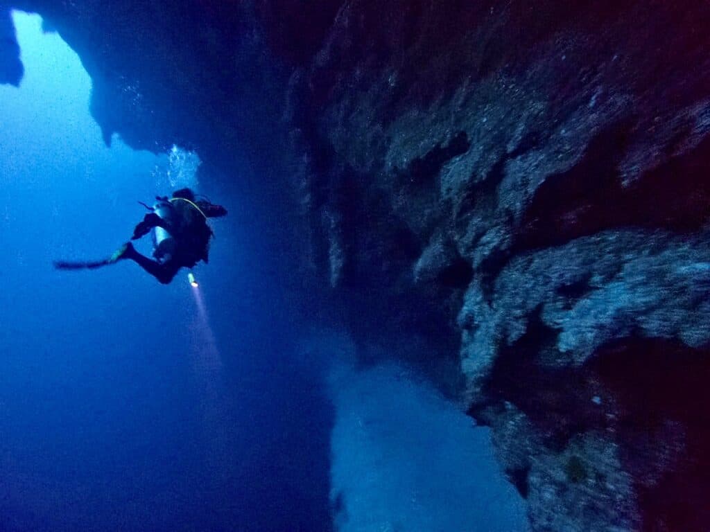 Diving the Great Blue Hole