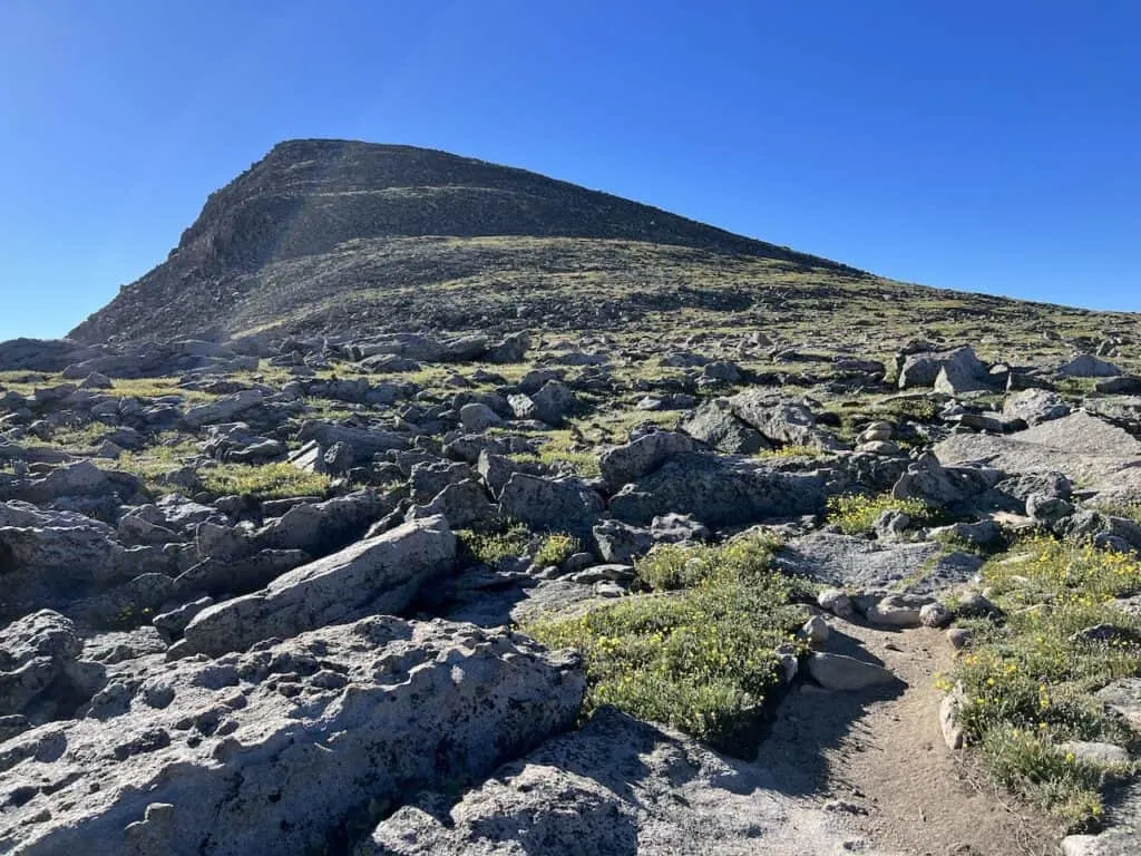 Hike up Hallett